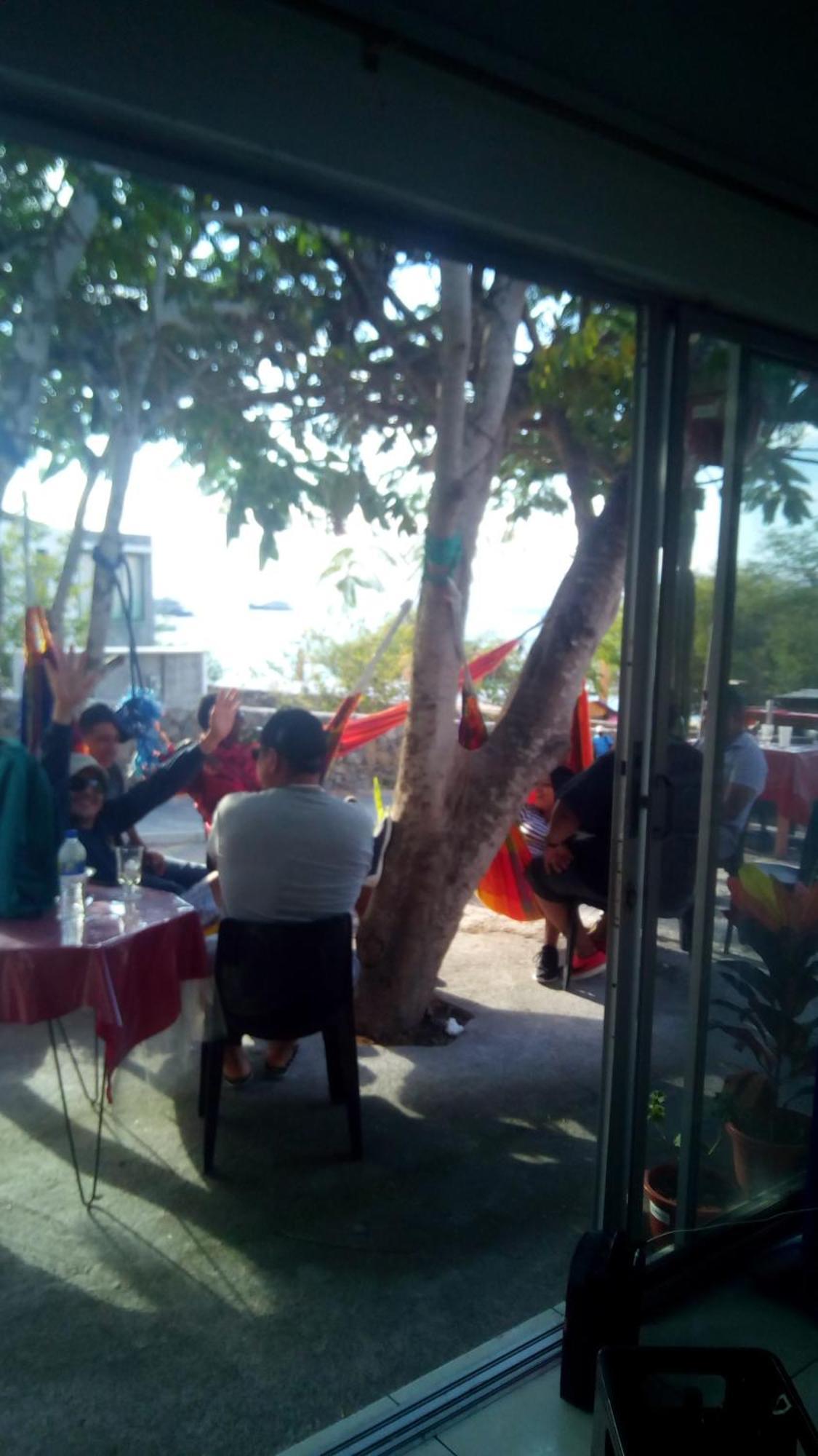Hostal Cabanas Don Jorge ปูแอร์โต บาเกริโซ โมเรโน ภายนอก รูปภาพ