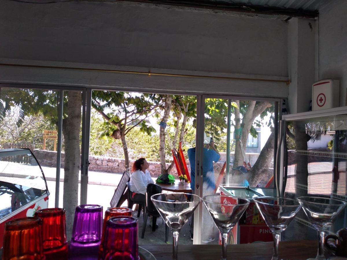 Hostal Cabanas Don Jorge ปูแอร์โต บาเกริโซ โมเรโน ภายนอก รูปภาพ